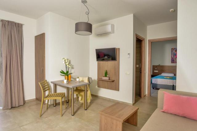Blue Horizon Apartments