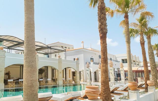 Grecotel Plaza Spa Apartments 