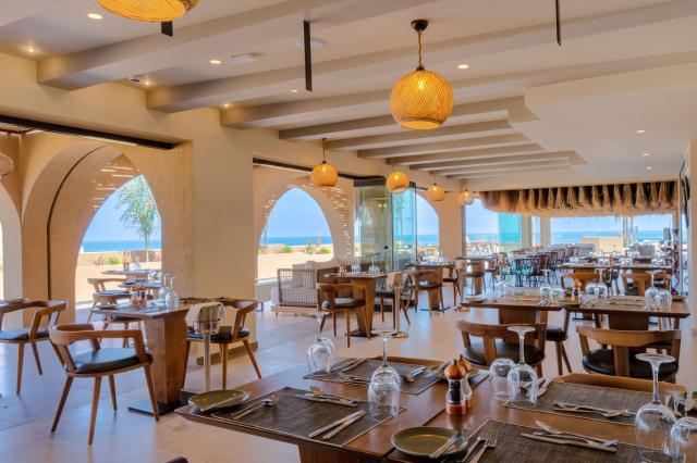 Minos Hotel