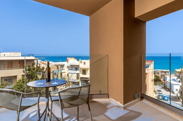Minos Hotel
