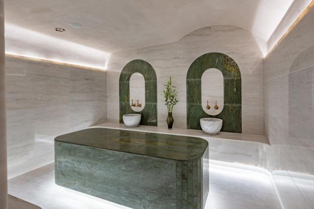 Minos Hotel