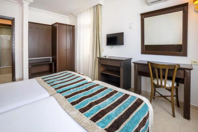 Kleopatra Royal Palm Hotel