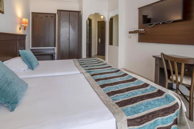 Kleopatra Royal Palm Hotel
