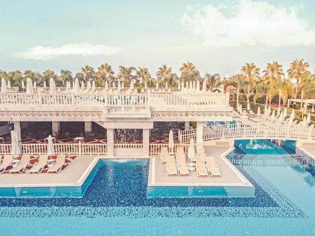 Royal Taj Mahal