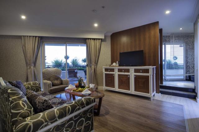 Crystal Sunset Luxury Resort & Spa Hotel