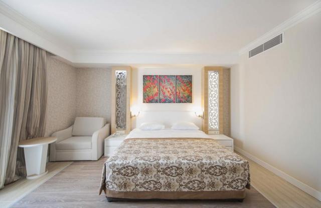 Crystal Sunset Luxury Resort & Spa Hotel