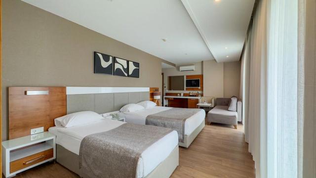 White City Resort & Spa