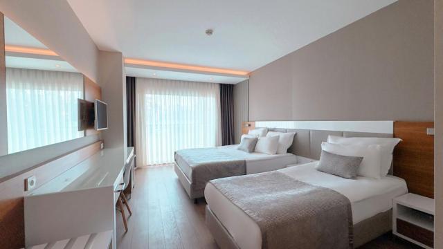 White City Resort & Spa