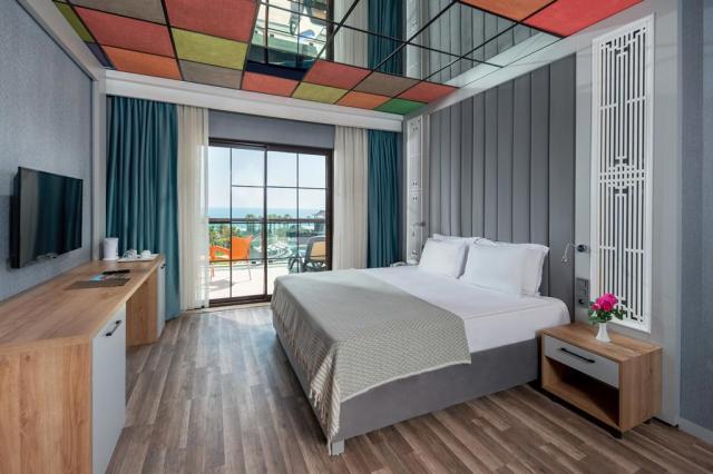 Siam Elegance Hotels & Spa