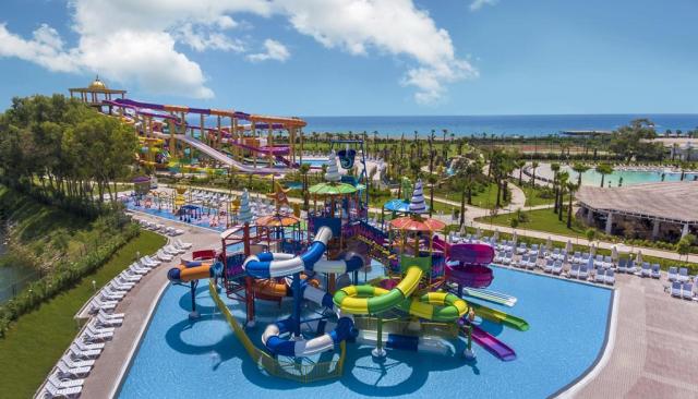 Delphin Be Grand Resort 