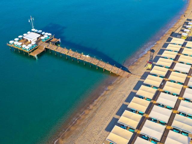 Amara Centro Resort 