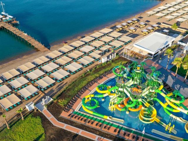 Amara Centro Resort 