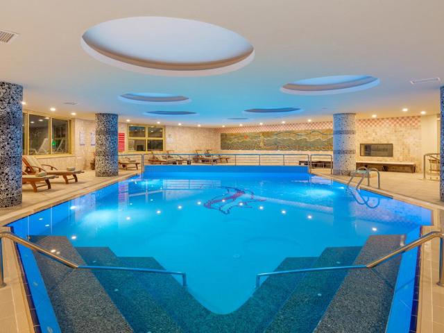 Aydinbey Famous Resort
