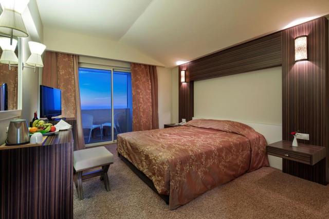 Crystal Hotels Family Resort & Spa 