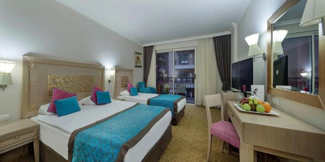 Crystal Hotels Family Resort & Spa 