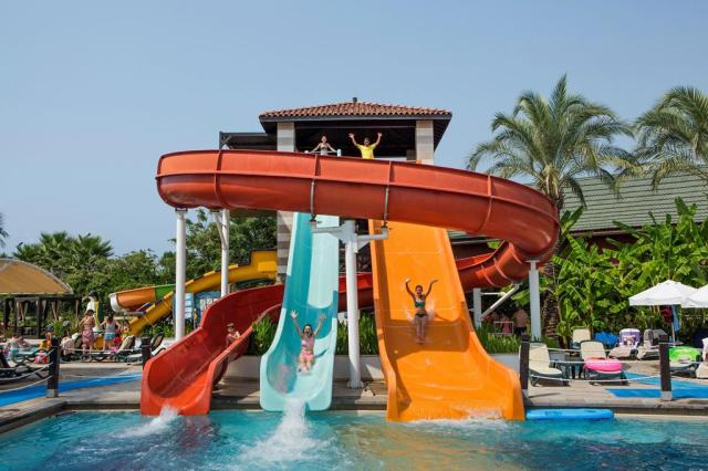 Crystal Hotels Family Resort & Spa 