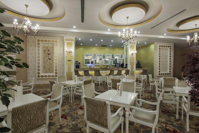 Crystal TAT Beach Golf Resort & Spa Hotel