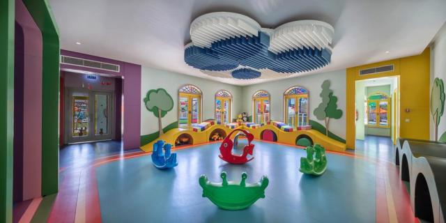 Trendy Hotel Lara
