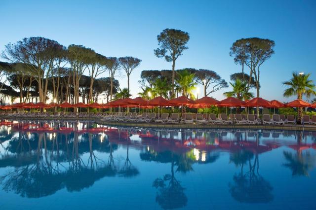 Trendy Hotel Lara