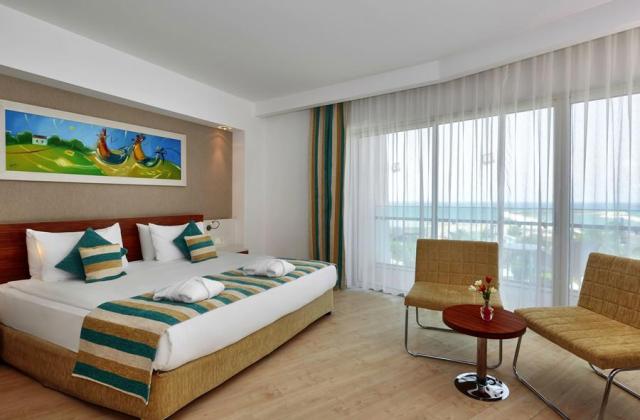 Sunis Evren Beach Resort & Spa