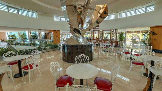 Calista Luxury Resort Hotel