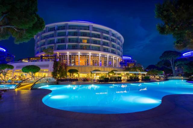 Calista Luxury Resort Hotel