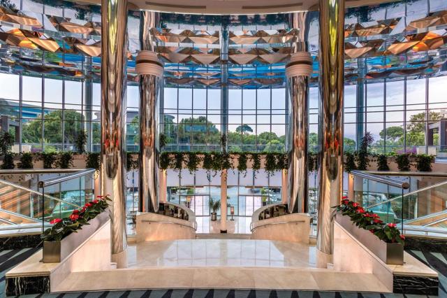 Calista Luxury Resort Hotel
