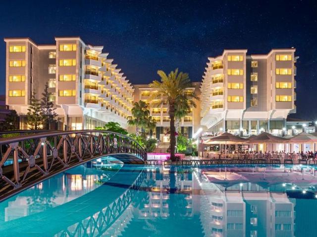 Terrace Beach Resort 