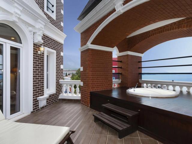 Orange Country Resort