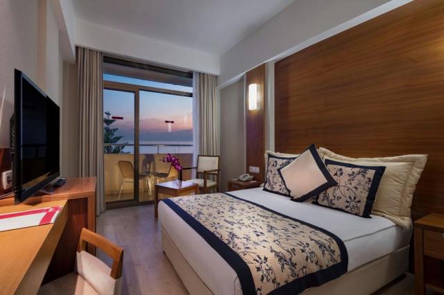 Trendy Hotels Side Beach