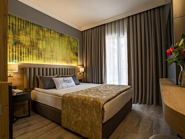 Side Amour Hotel