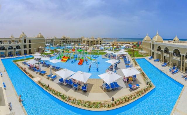 Titanic Royal Resort