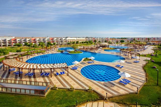 Posh Club by Sunrise Crystal Bay Resort