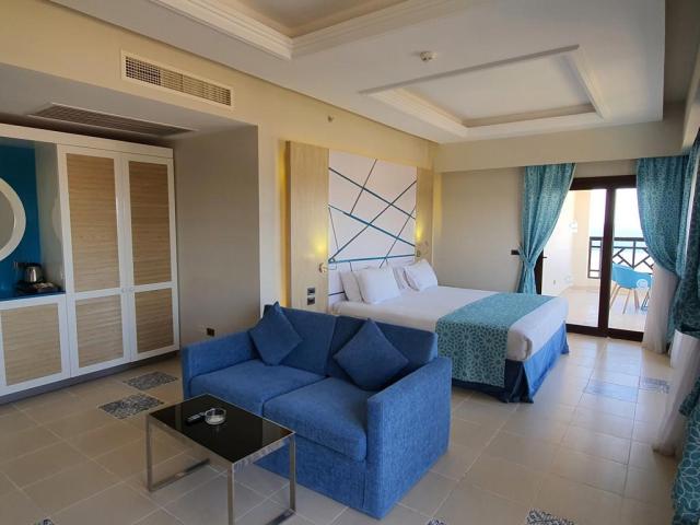 Gravity Hotel & Aqua Park Hurgada