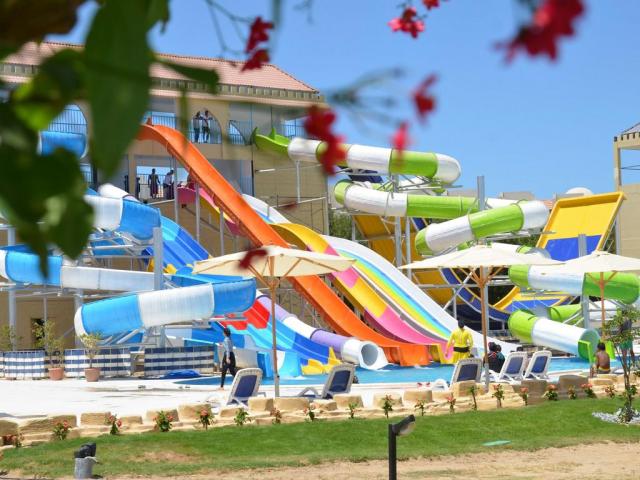 Gravity Hotel & Aqua Park Hurgada