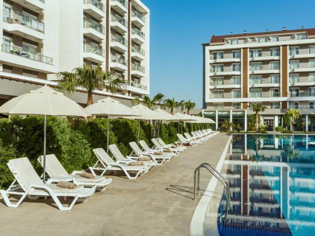 Sherwood Suites Resort