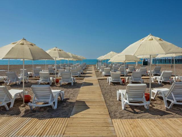 Sherwood Suites Resort