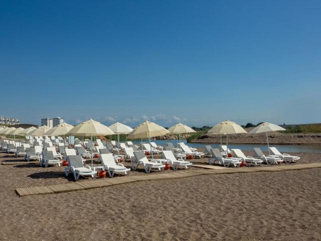 Sherwood Suites Resort
