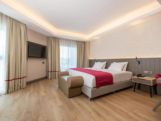 The X Belek