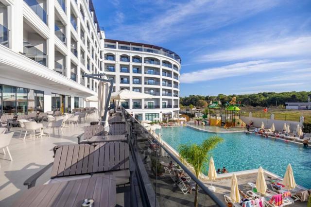 Side Moon Palace Hotel