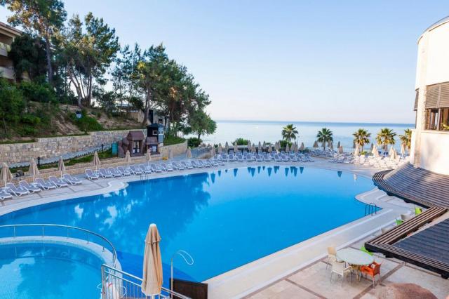 Melas Holiday Village