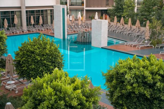 The Sense Deluxe Hotel