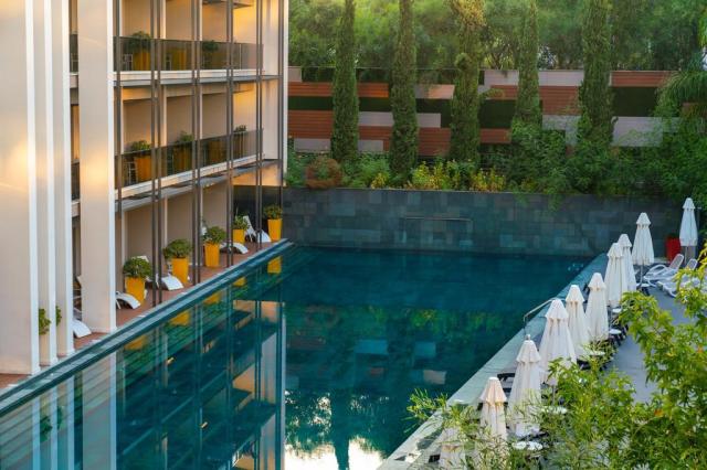 The Sense Deluxe Hotel