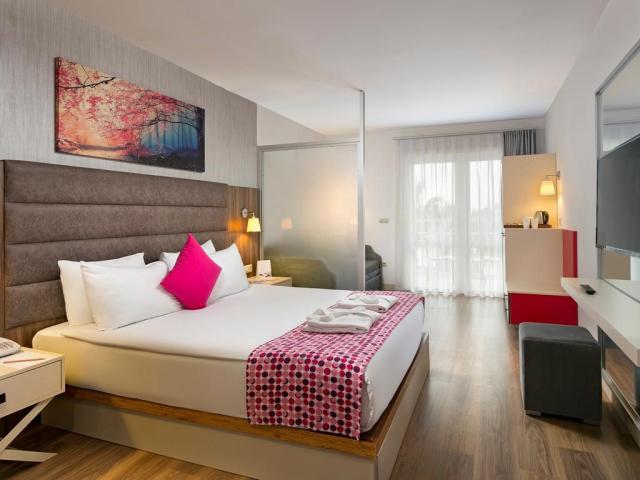 Monachus Hotel & SPA