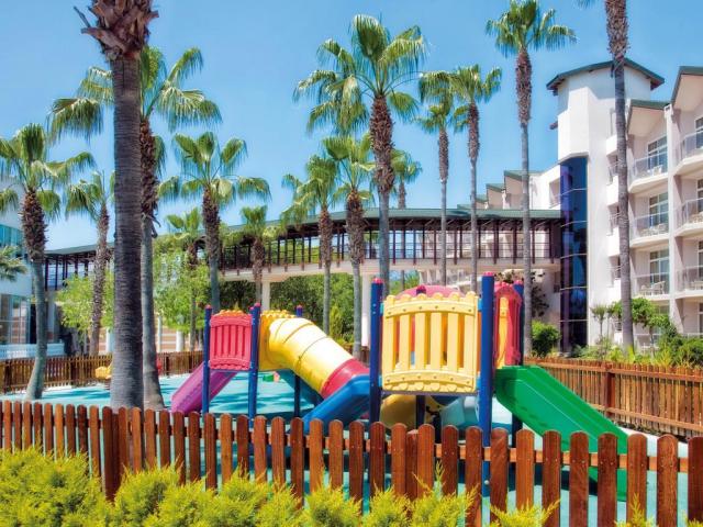 Dobedan World Palace Kemer