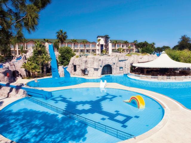 Dobedan World Palace Kemer