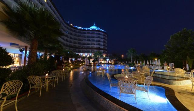Dream World Aqua Hotel