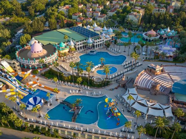 Kamelya World Fulya Hotel & Spa
