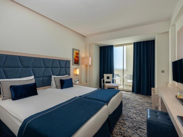 Kamelya World Fulya Hotel & Spa