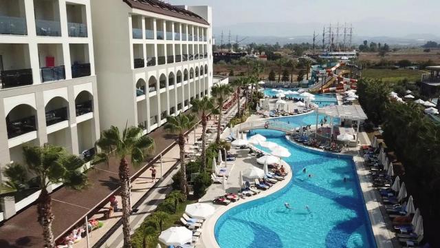 Port River Hotel & Spa